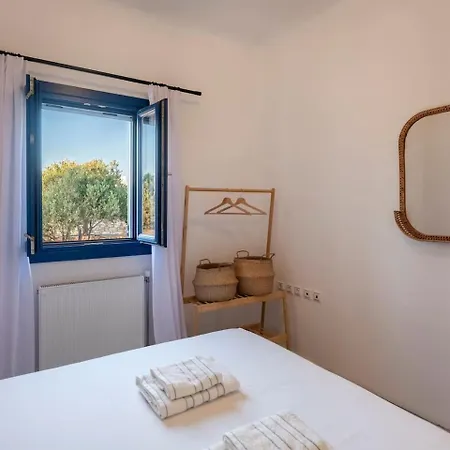 Bianca - Sunset And Access Kampos (Antiparos)